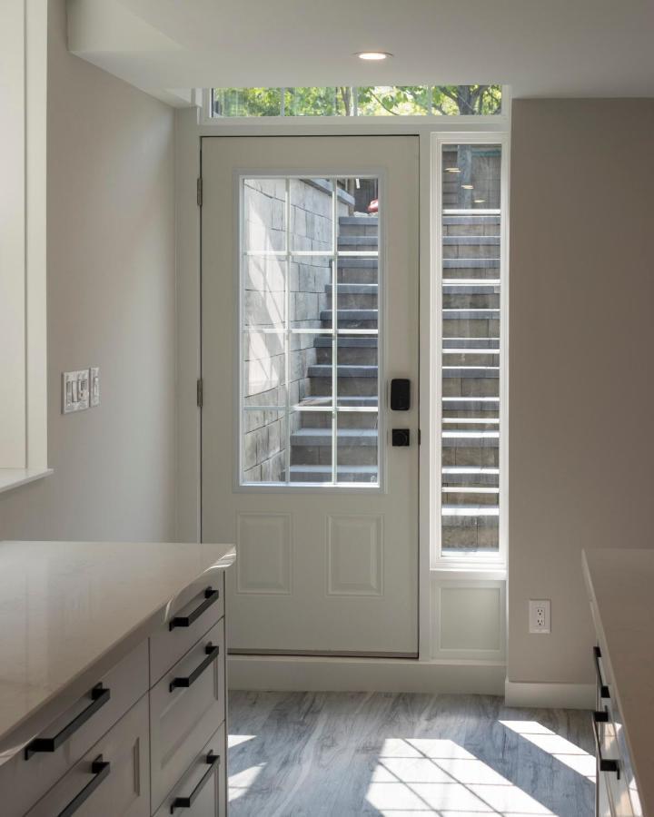 The Croft House - 2 Bedroom 1 Bathroom Suite Burlington Bagian luar foto